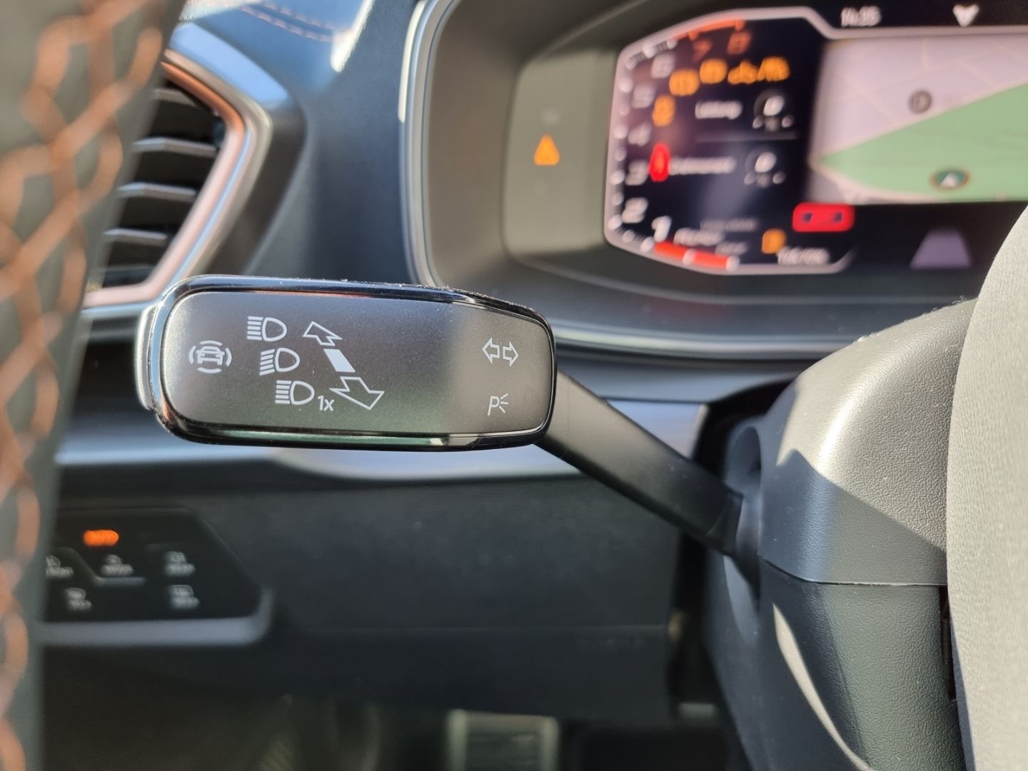 Cupra Formentor 2.0 TSI DSG 4Drive VZ ACC DCC Pano AHK