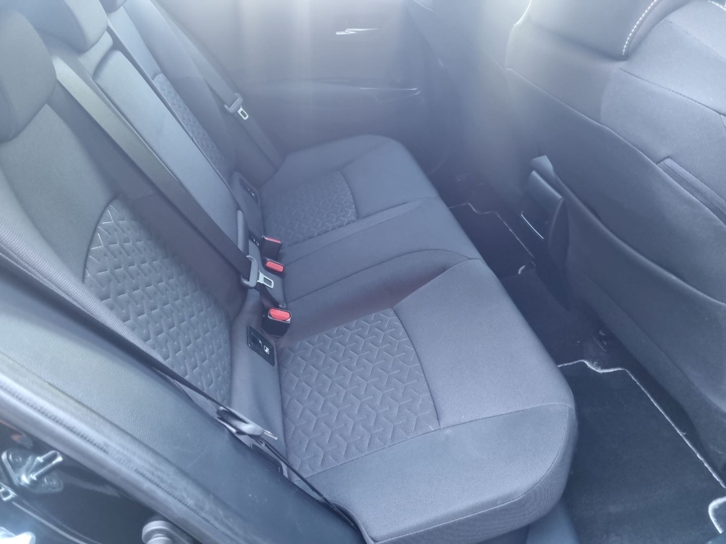 Toyota Corolla Hybrid Club 2.0 - Samsaru's Car Outlet