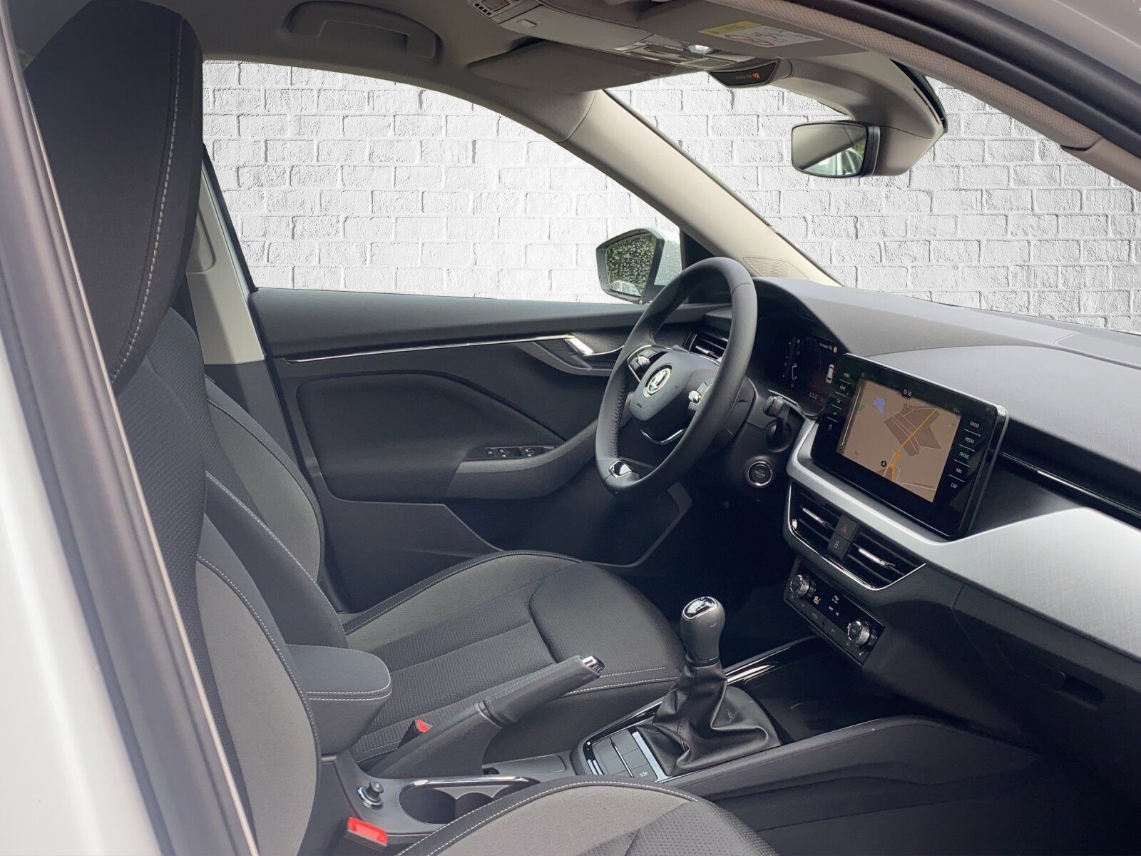Skoda KAMIQ 1.5 TSI Business - Samsaru's Car Outlet
