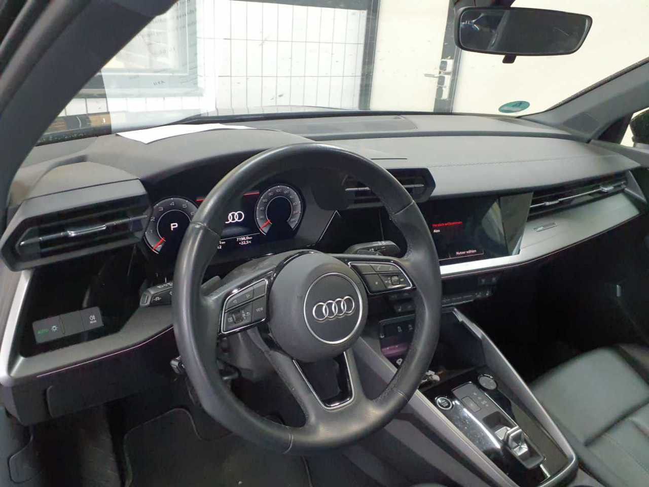 Audi A3 Sportback 35 TFSI S tronic - Samsaru's Car Outlet