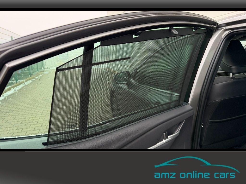 Toyota Camry 2.5 Hybrid Executive Navi*Kamera*LED