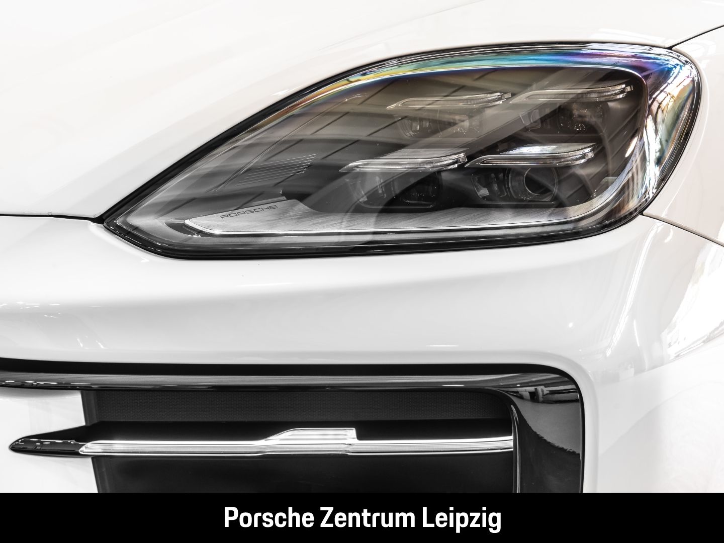 Porsche Cayenne E-Hybrid Coupe HD HeadUp InnoDrive AHK