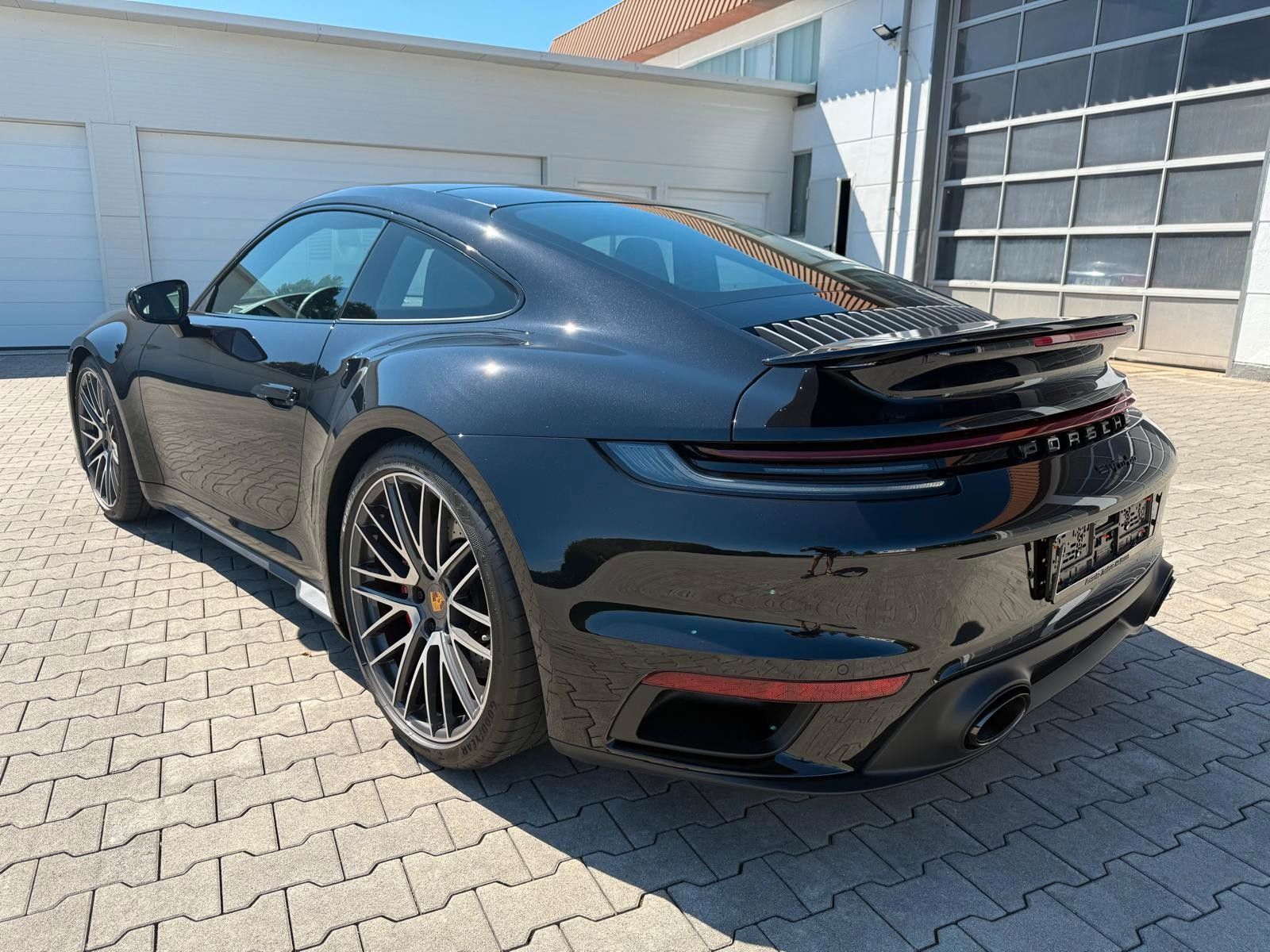 Porsche 911 Turbo schwarz/schwarz//