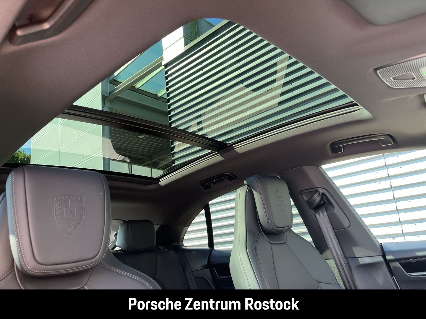 Porsche Macan InnoDrive BOSE Luftfederung 21-Zoll