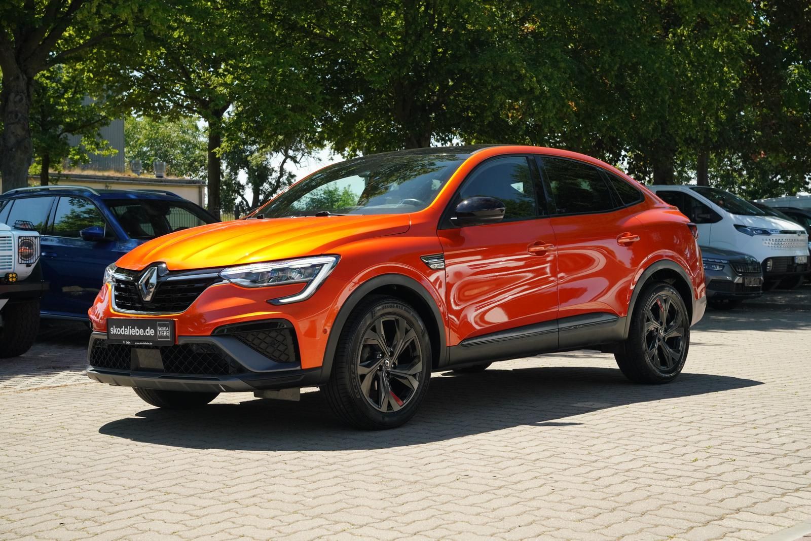 Renault ARKANA R.S. LINE TCe160 EDC - Samsaru's Car Outlet
