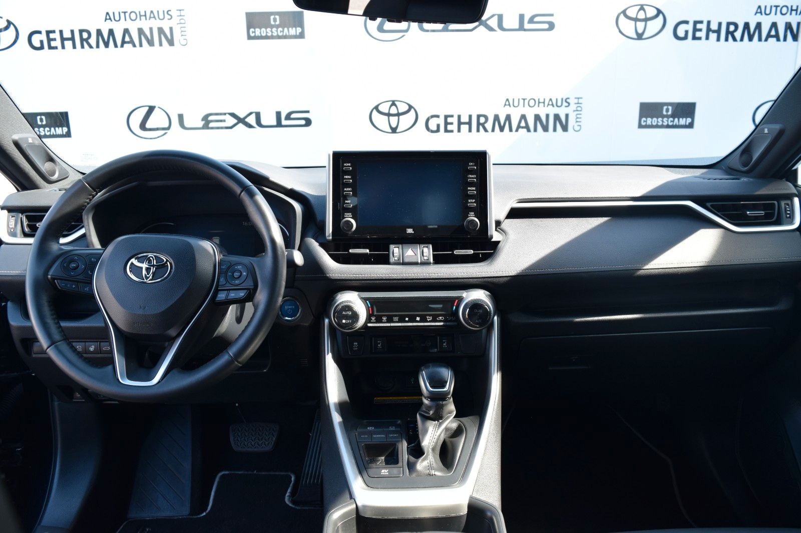 Toyota RAV 4 RAV4 Hybrid 4x2 Black Edition - Samsaru's Car Outlet