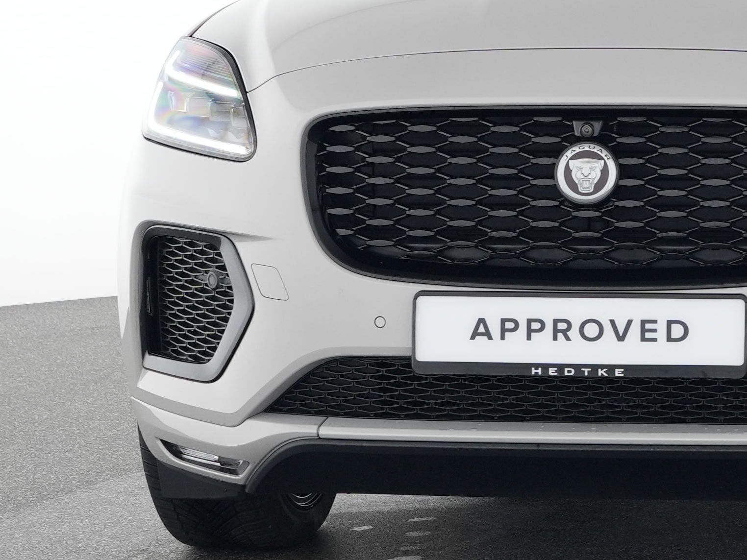 Jaguar E-Pace P300 AWD Sport 20"+PANO+PIXEL-LED+ACC