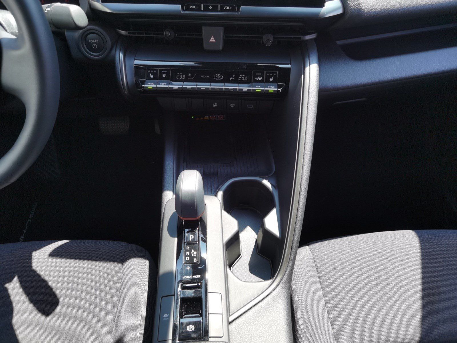 Toyota C-HR 1.8 Hybrid FWD - Samsaru's Car Outlet