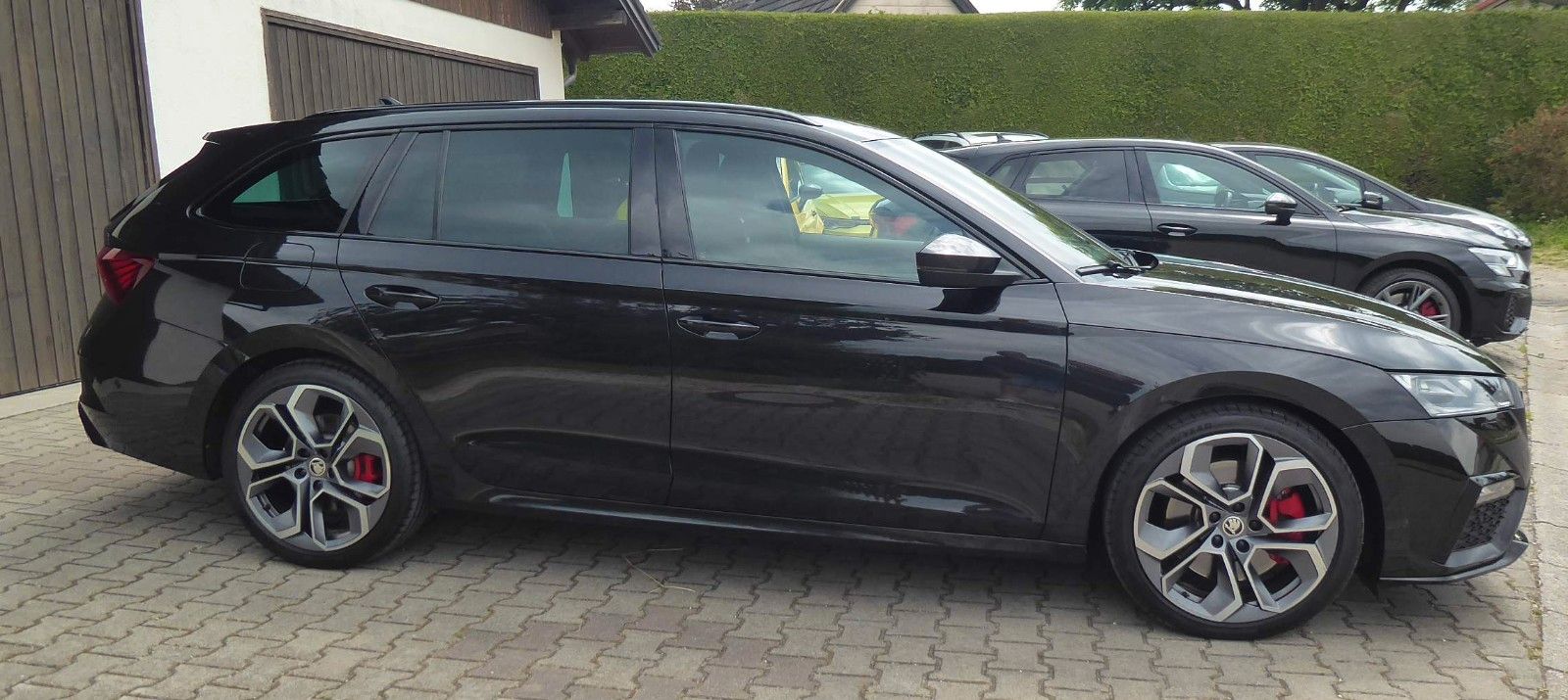 Skoda Octavia Combi RS - Samsaru's Car Outlet