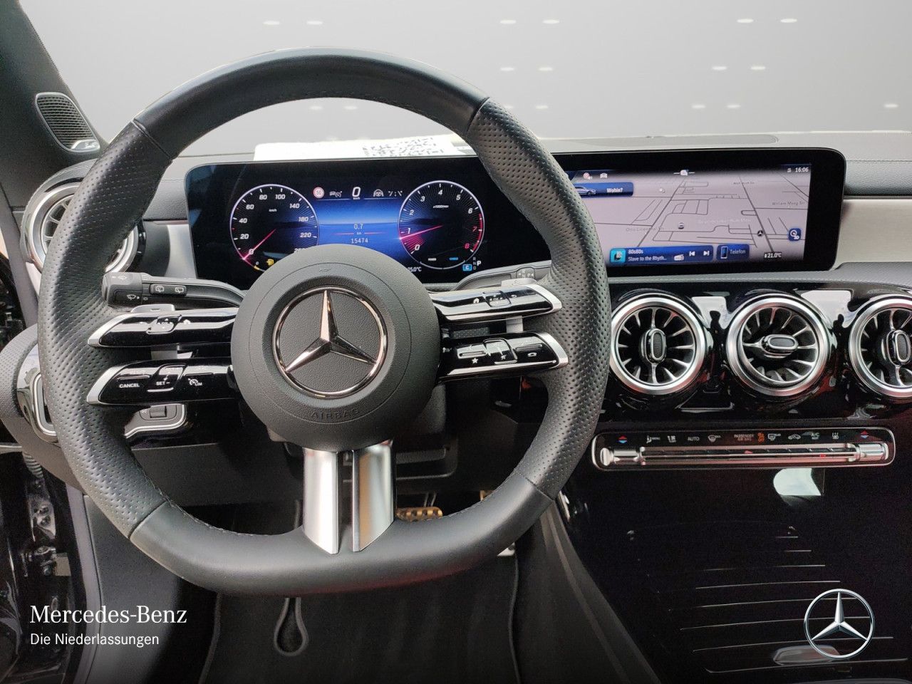 Mercedes-Benz CLA 250 4M AMG Premium+ - Samsaru's Car Outlet