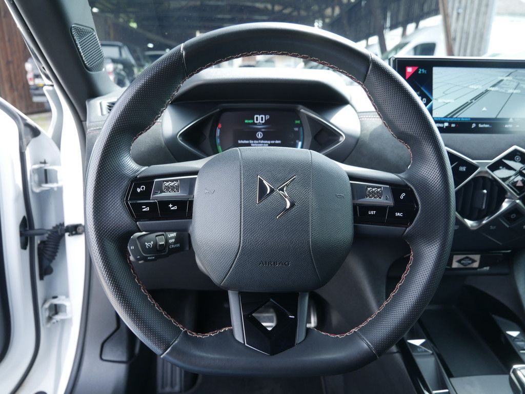 DS Automobiles DS 3 Crossback E-Tense Perfomance Line+ ACC HUD