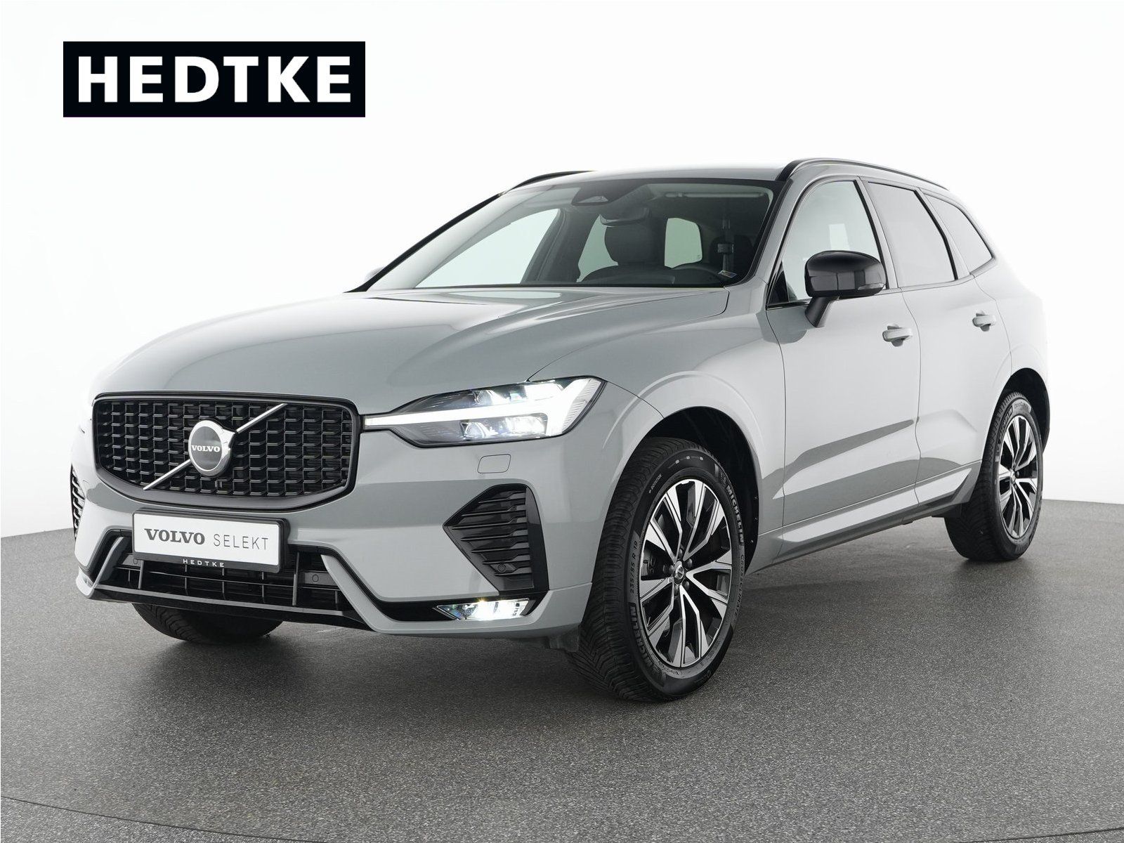 Volvo XC60 B4 AWD Geartronic Plus Dark ACC*BLIS*LEDER