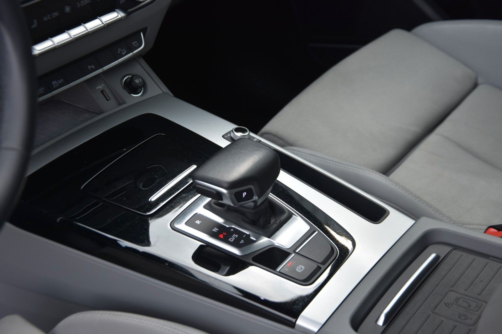 Audi Q5 Sportback 50TFSIe quattro S line PANO B&O KAM