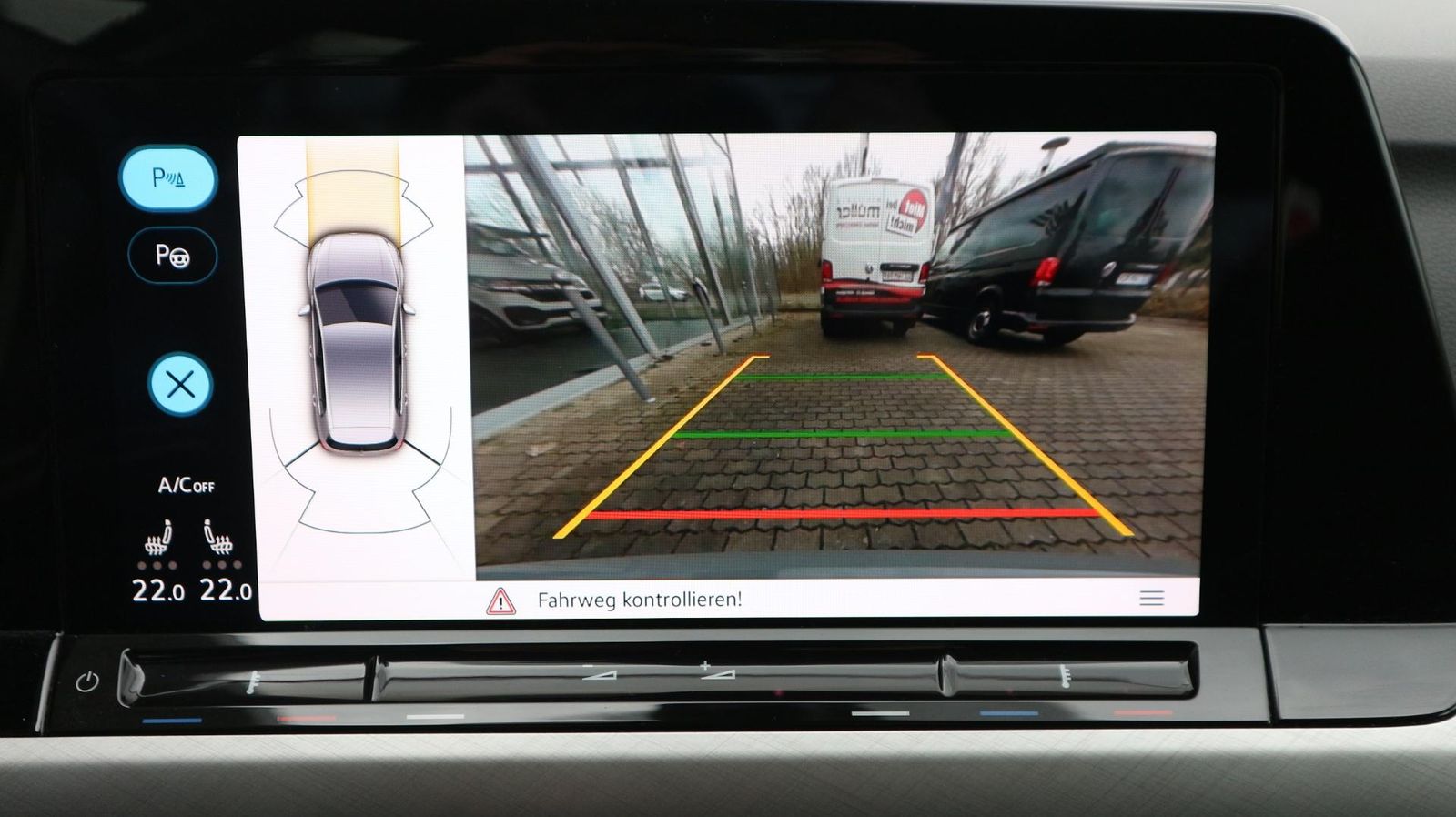 Volkswagen Golf Life - Samsaru's Car Outlet