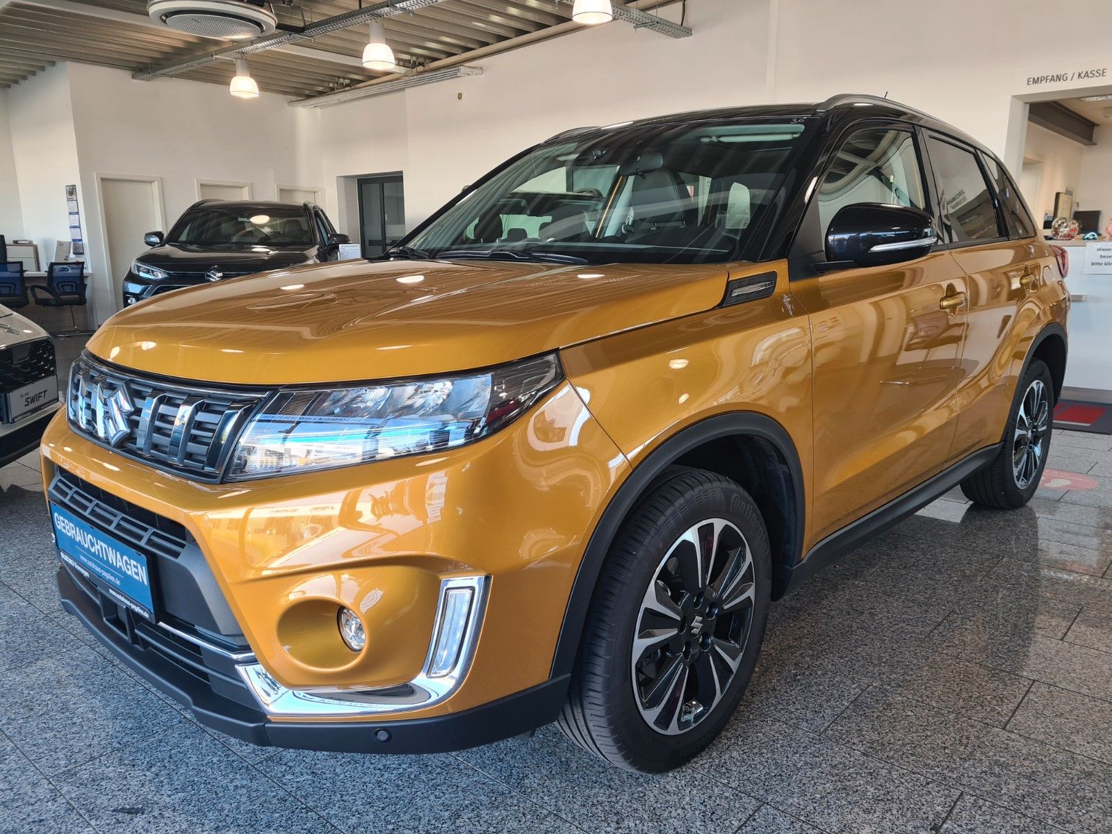 Suzuki Vitara 1.5 Hybrid Comfort+ 4x2 - Samsaru's Car Outlet
