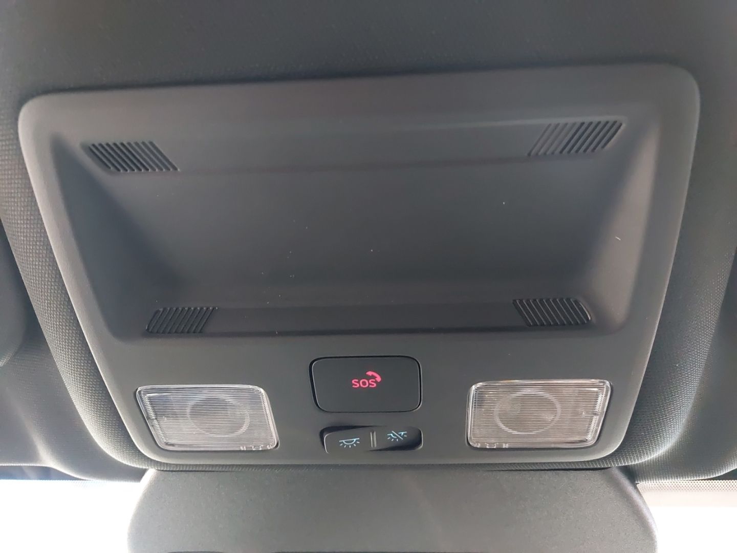Ford Kuga Graphite Tech Edition PHEV - Samsaru's Car Outlet