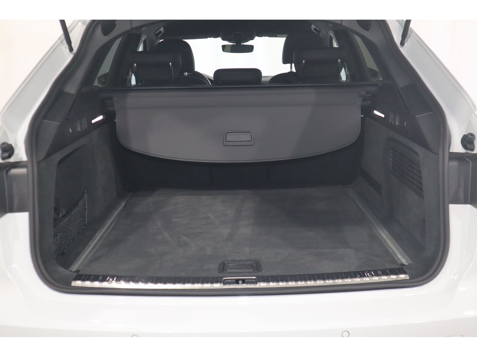 Audi A6 Avant 40 TDI advanced - Samsaru's Car Outlet