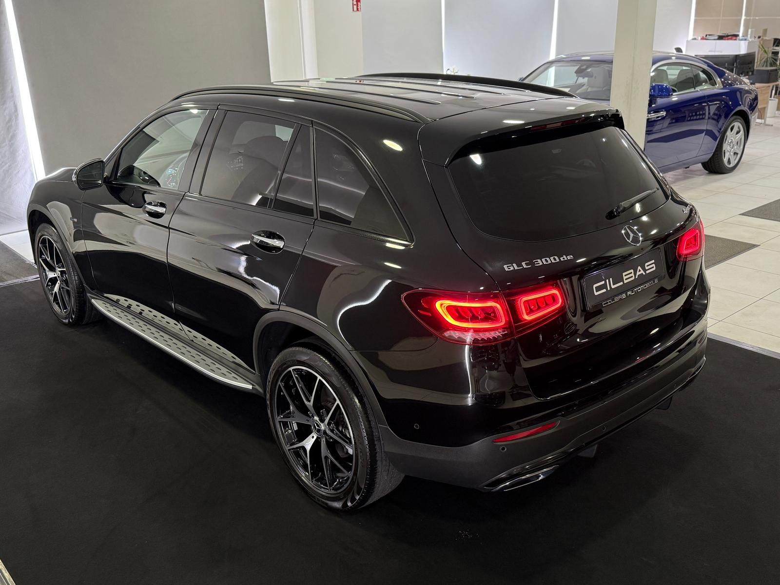 Mercedes-Benz GLC 300 de 4M AMG-Line - Samsaru's Car Outlet