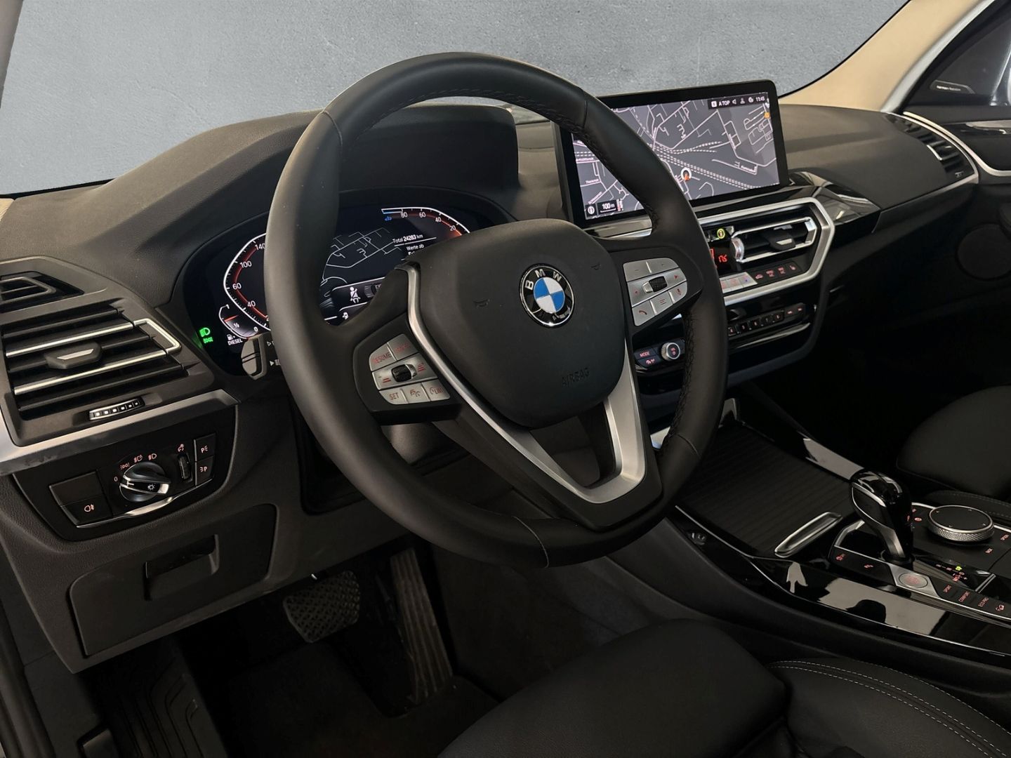 BMW X3 20 d xDrive - Samsaru's Car Outlet