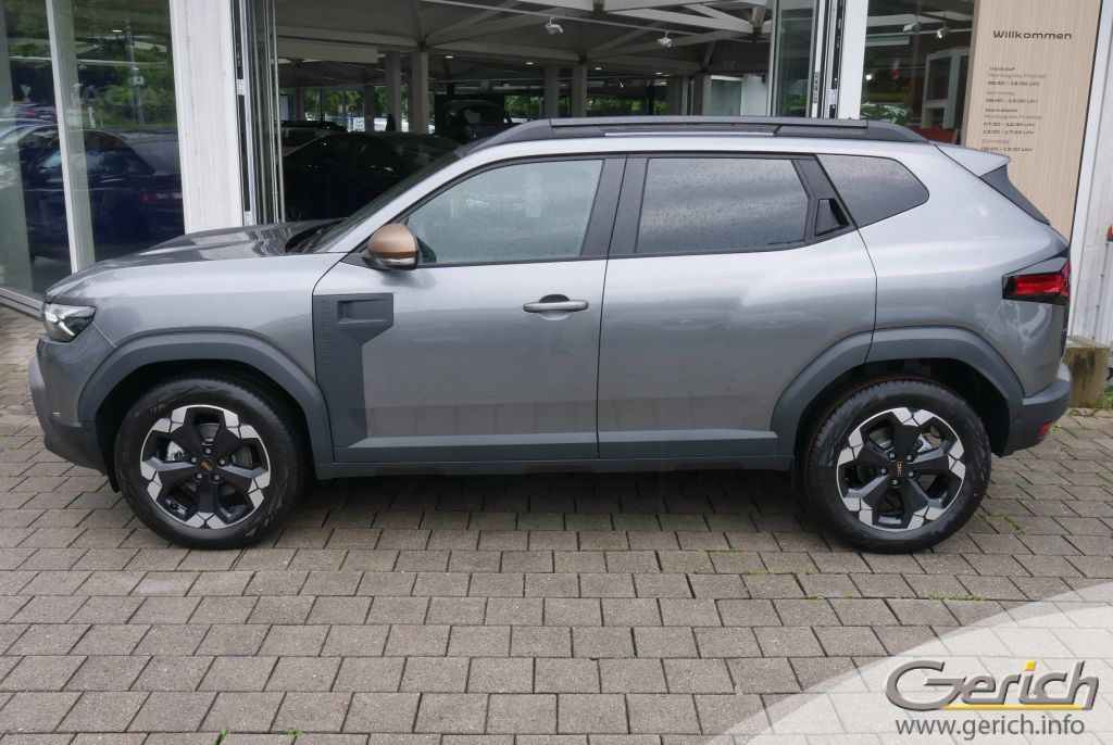 Dacia Duster Hybrid 140 Extreme - Samsaru's Car Outlet