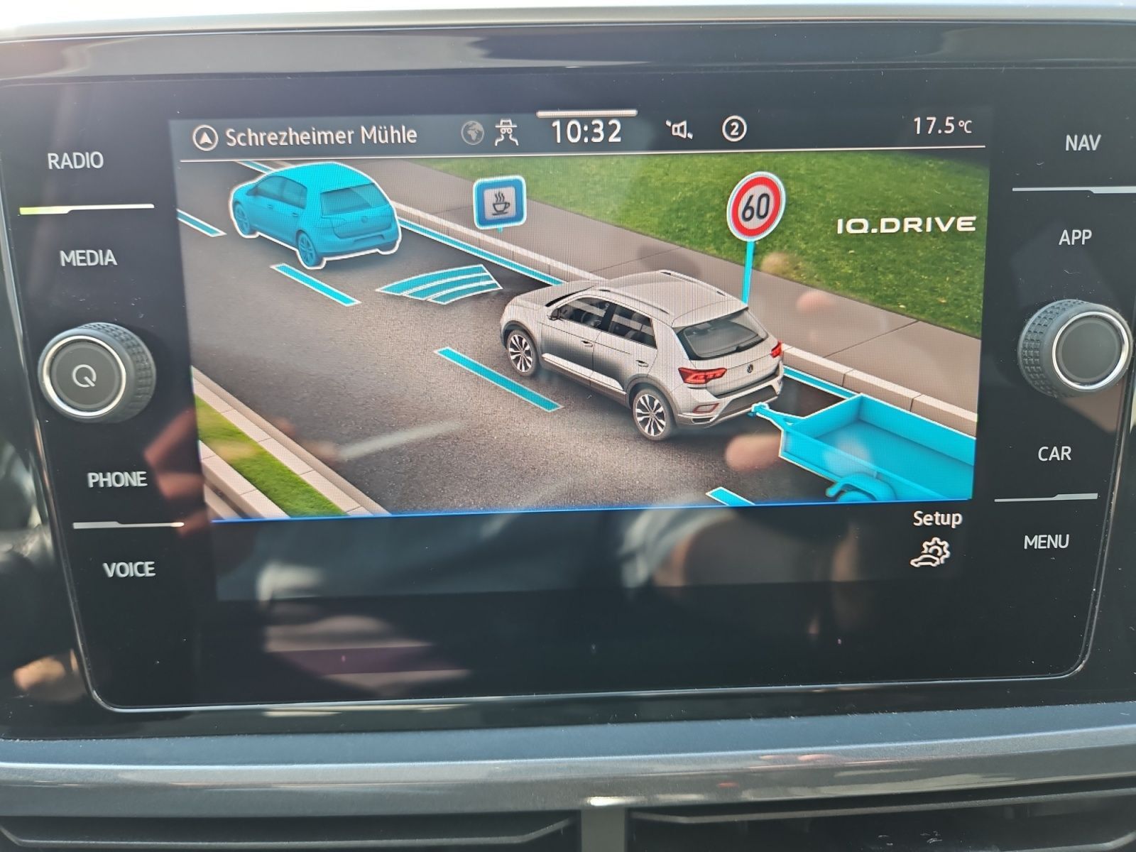 Volkswagen T-Roc 1.5 TSI Style - Samsaru's Car Outlet