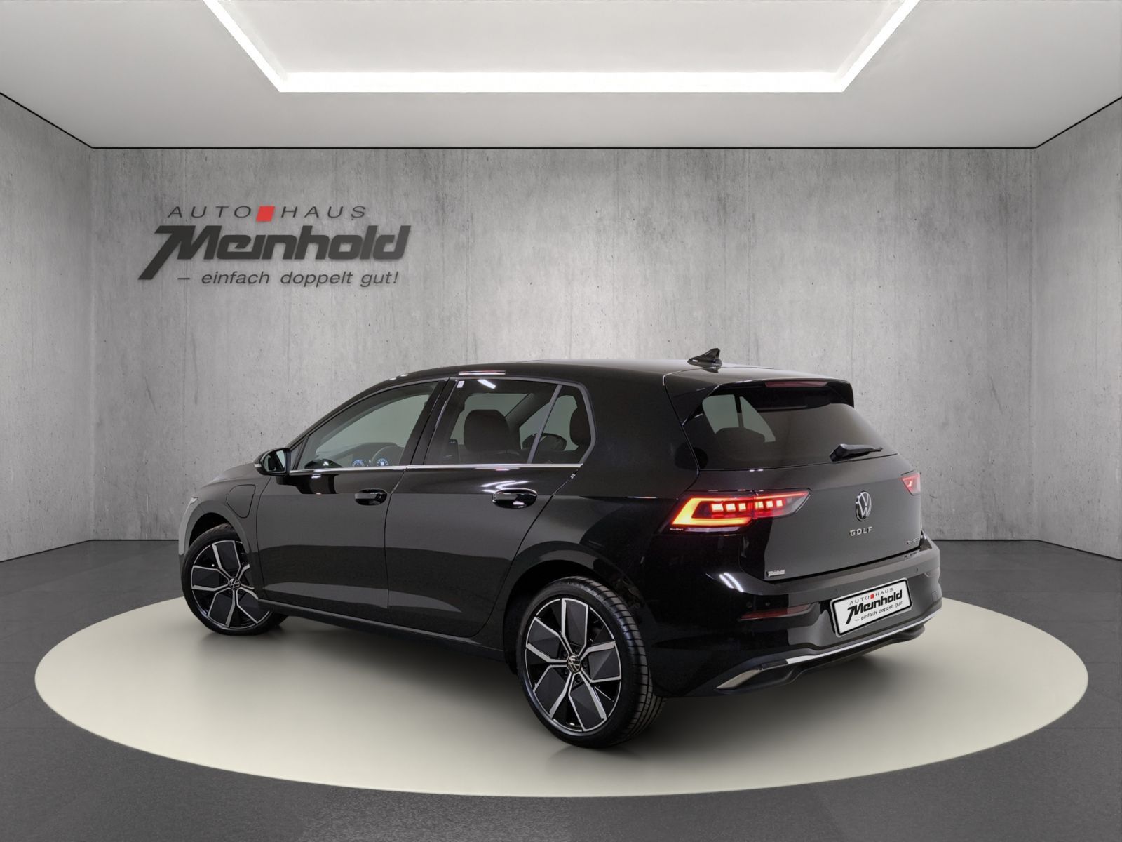 Volkswagen Golf 1.5  eHybrid DSG, 5 J Garantie,Dach, Matrix