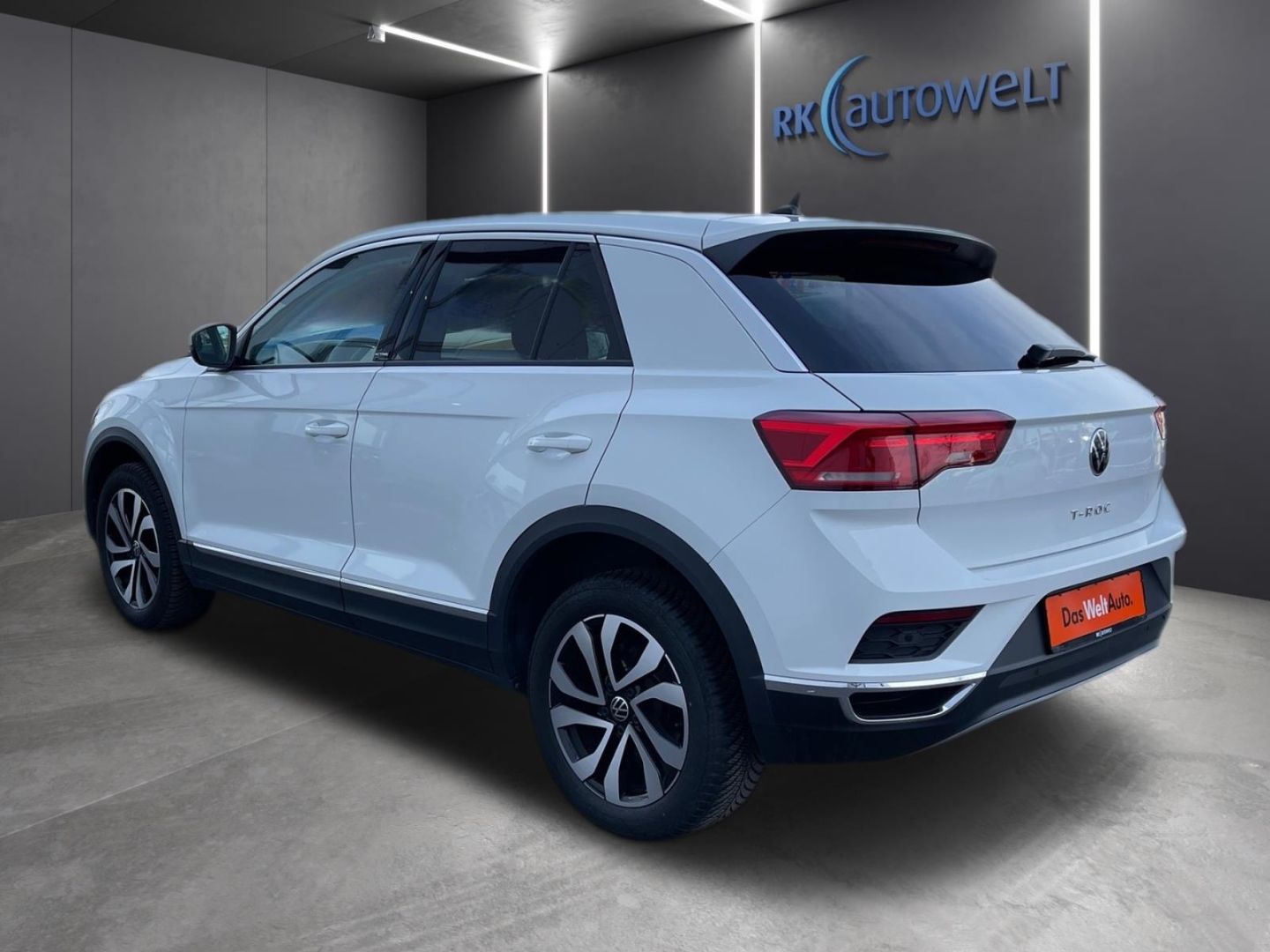 Volkswagen T-Roc Active Style 2.0 TDI - Samsaru's Car Outlet