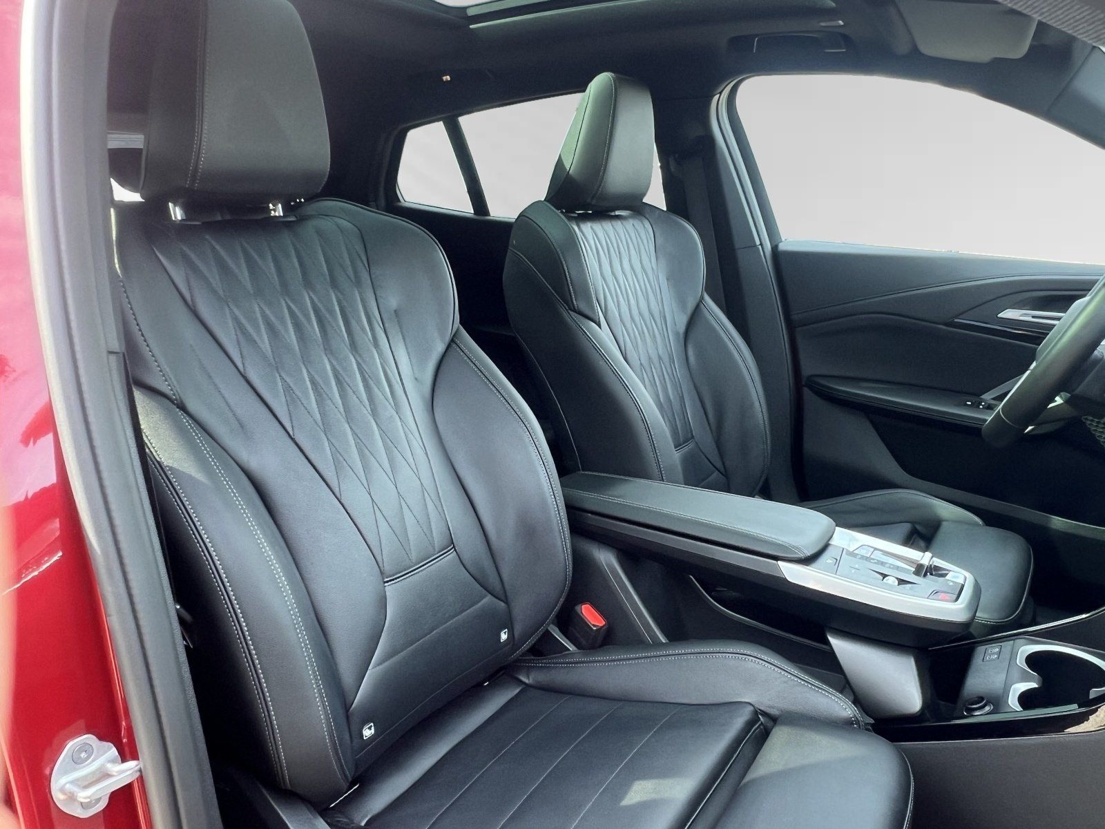 BMW iX2 eDrive20 Inkl. € 1.190 Zubehörbonus*|M Sport