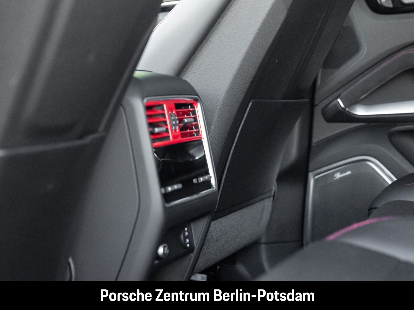 Porsche Cayenne Turbo S E-Hybrid Burmester Panoramadach