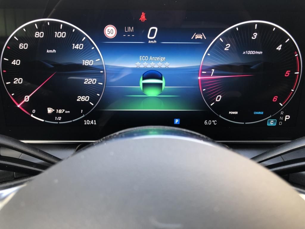 Mercedes-Benz GLC 220 d 4MATIC Avantgarde - Samsaru's Car Outlet