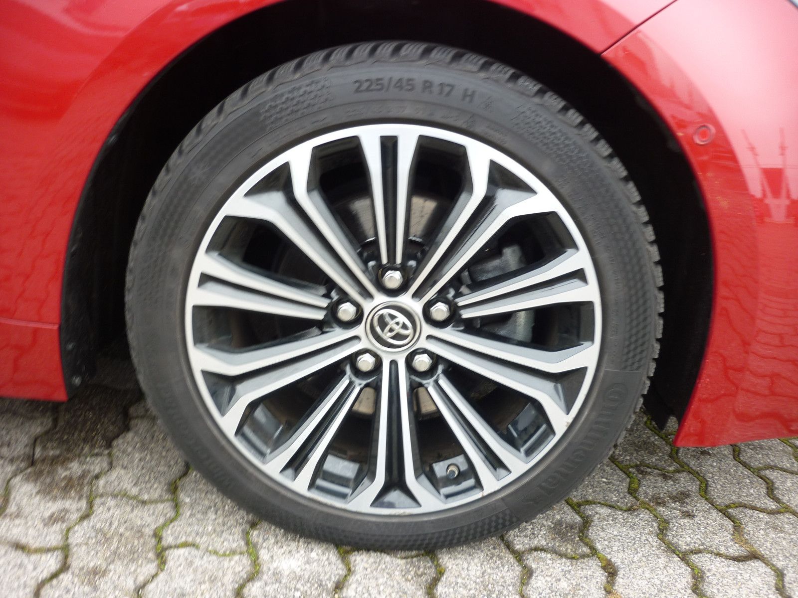 Toyota Corolla Hybrid - Samsaru's Car Outlet