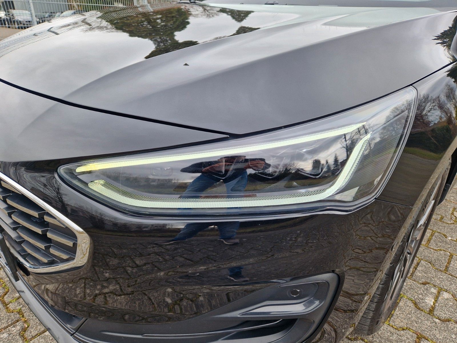 Ford Focus Tun.Titanium 1.Hd Aut. LED AHK NAVI Rf ACC