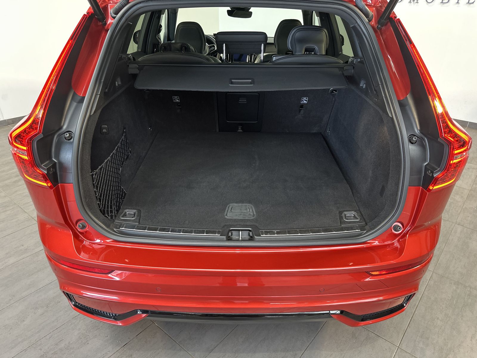 Volvo XC60 T8 AWD Ultimate Dark NAV+LED+360°+PANO+HUD