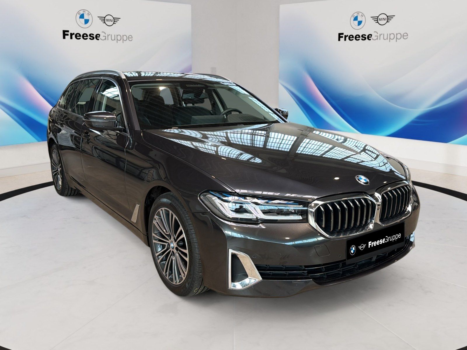 BMW 520d Touring Luxury Line Luxury Line | AHK Laser