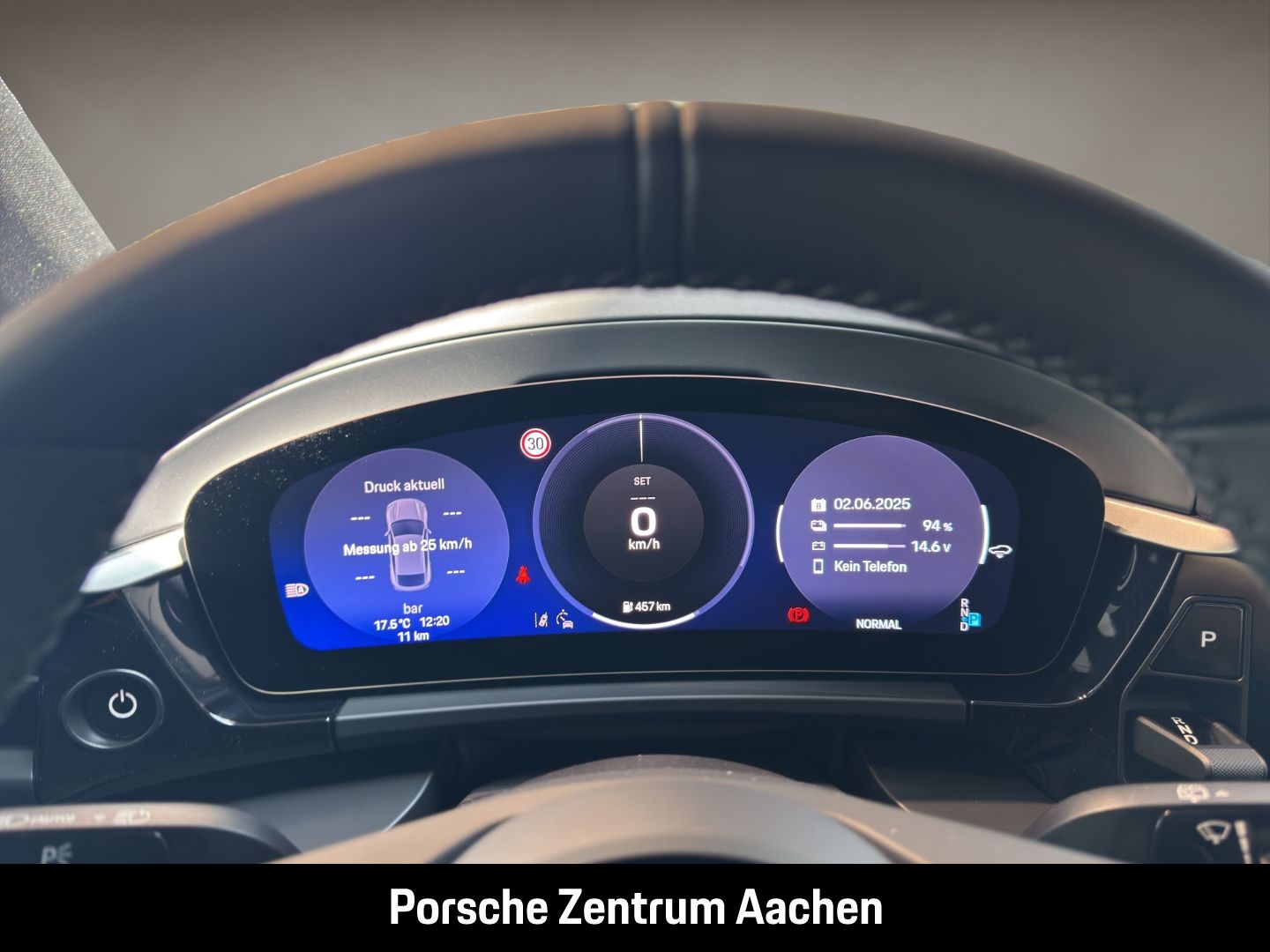 Porsche Macan 4 BOSE Panorama Rückfahrkamera Luftfederun