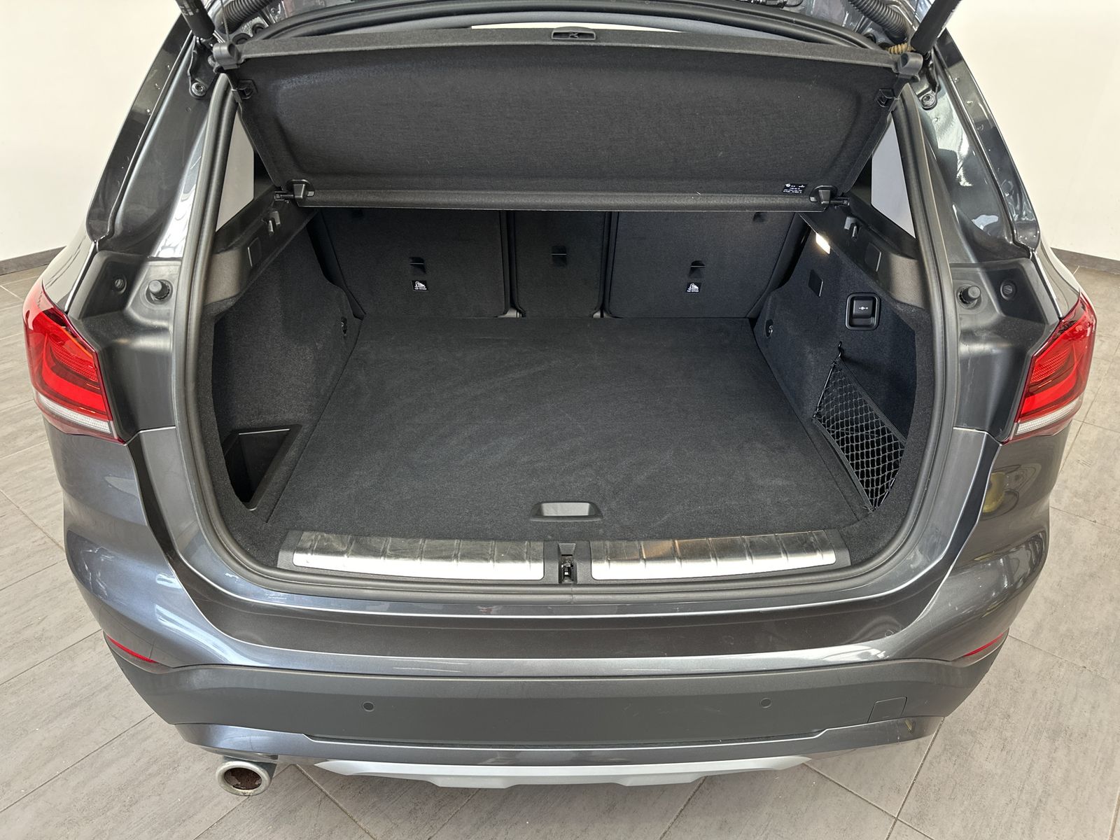 BMW X1 xDrive25e xLine - Samsaru's Car Outlet