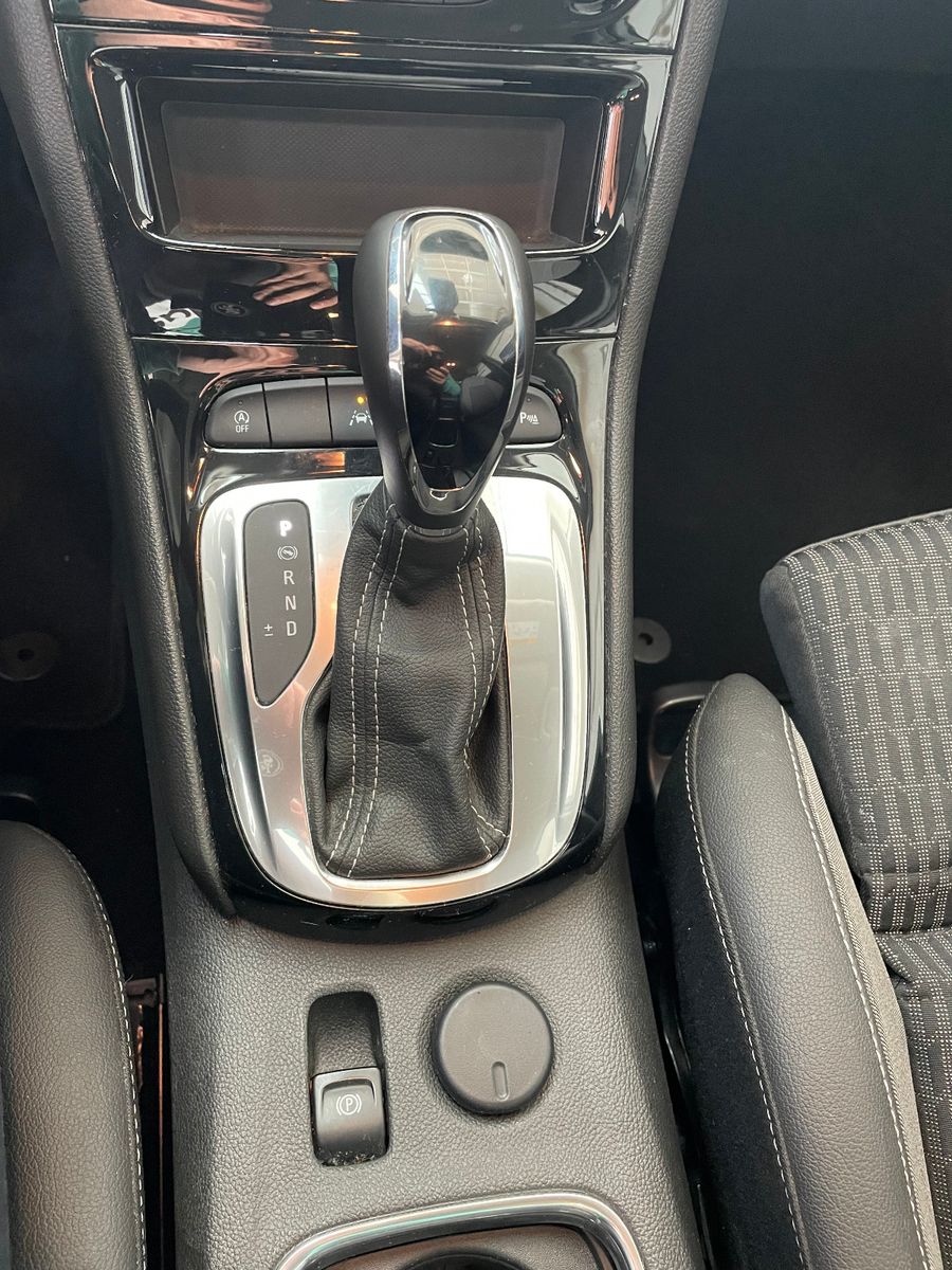 Opel Astra 1.5 D Autom. Limousine - Samsaru's Car Outlet