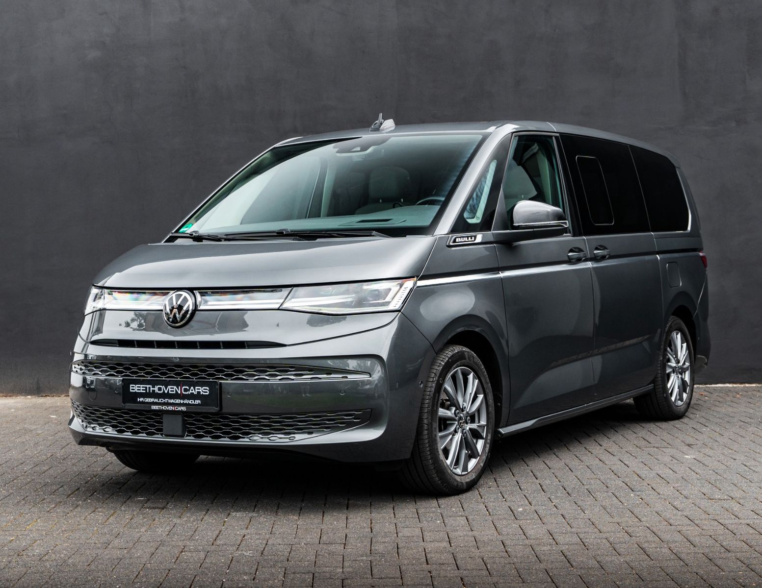 Volkswagen T7 Multivan LANG 100% VOLL TSDHZG LEDER PANO