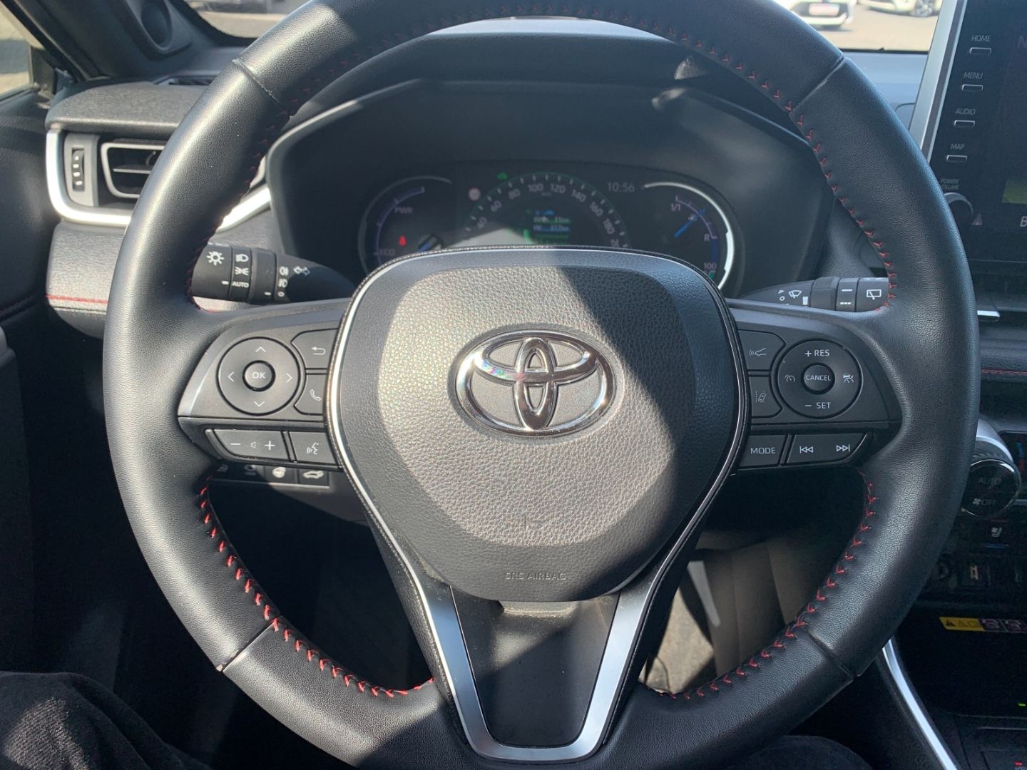 Toyota RAV 4 Plug-in Hybrid 4x4 - Samsaru's Car Outlet