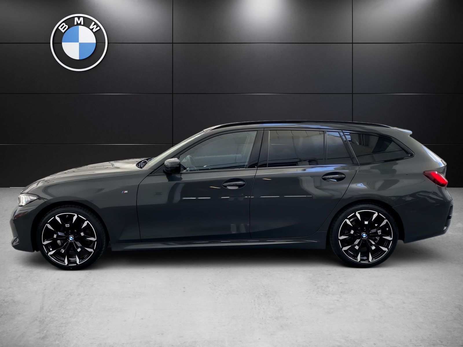 BMW 320d xDrive Touring M Sport LC Prof. ACC PA+ 19´