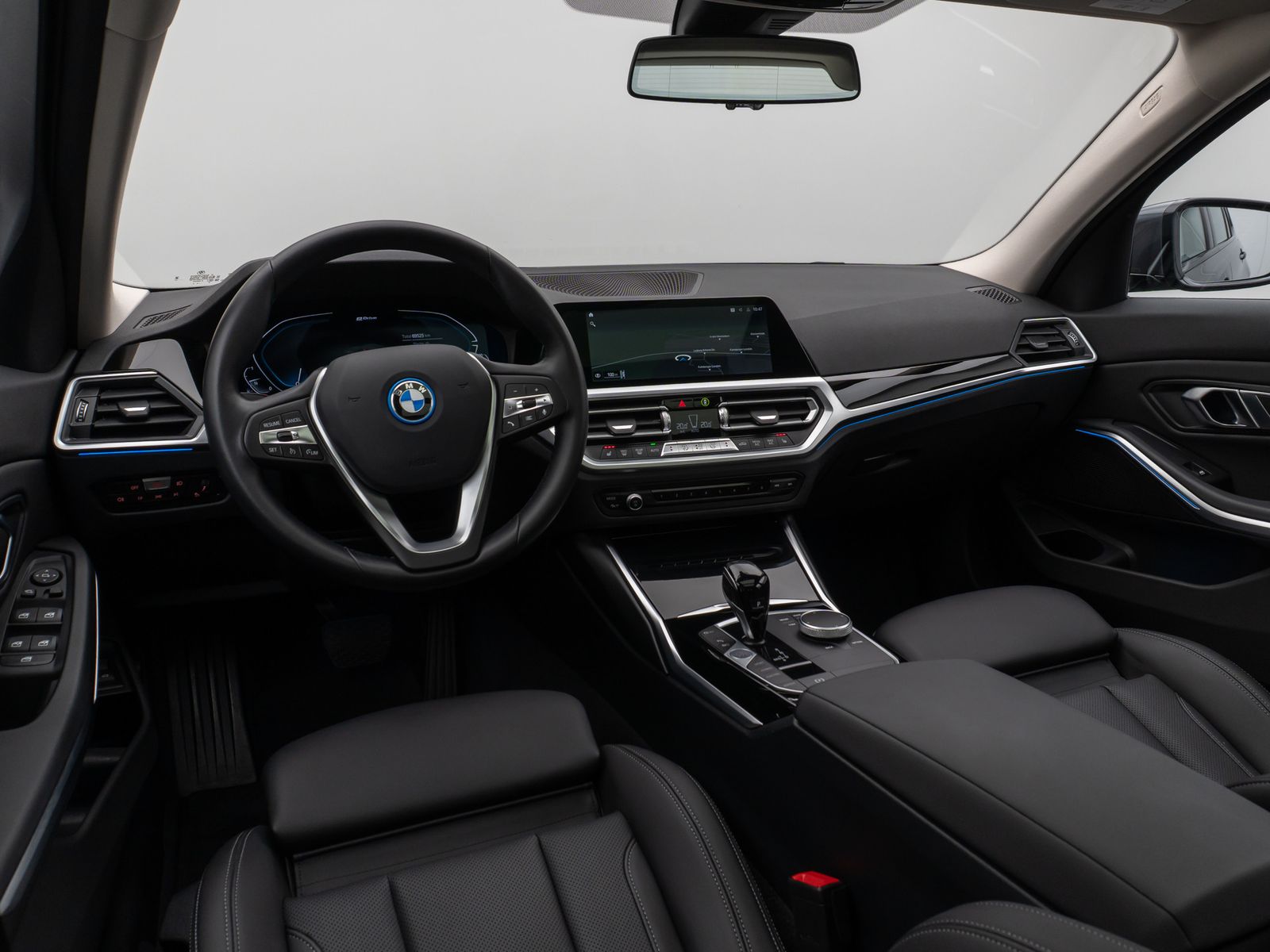 BMW 320e Sport Line - Samsaru's Car Outlet