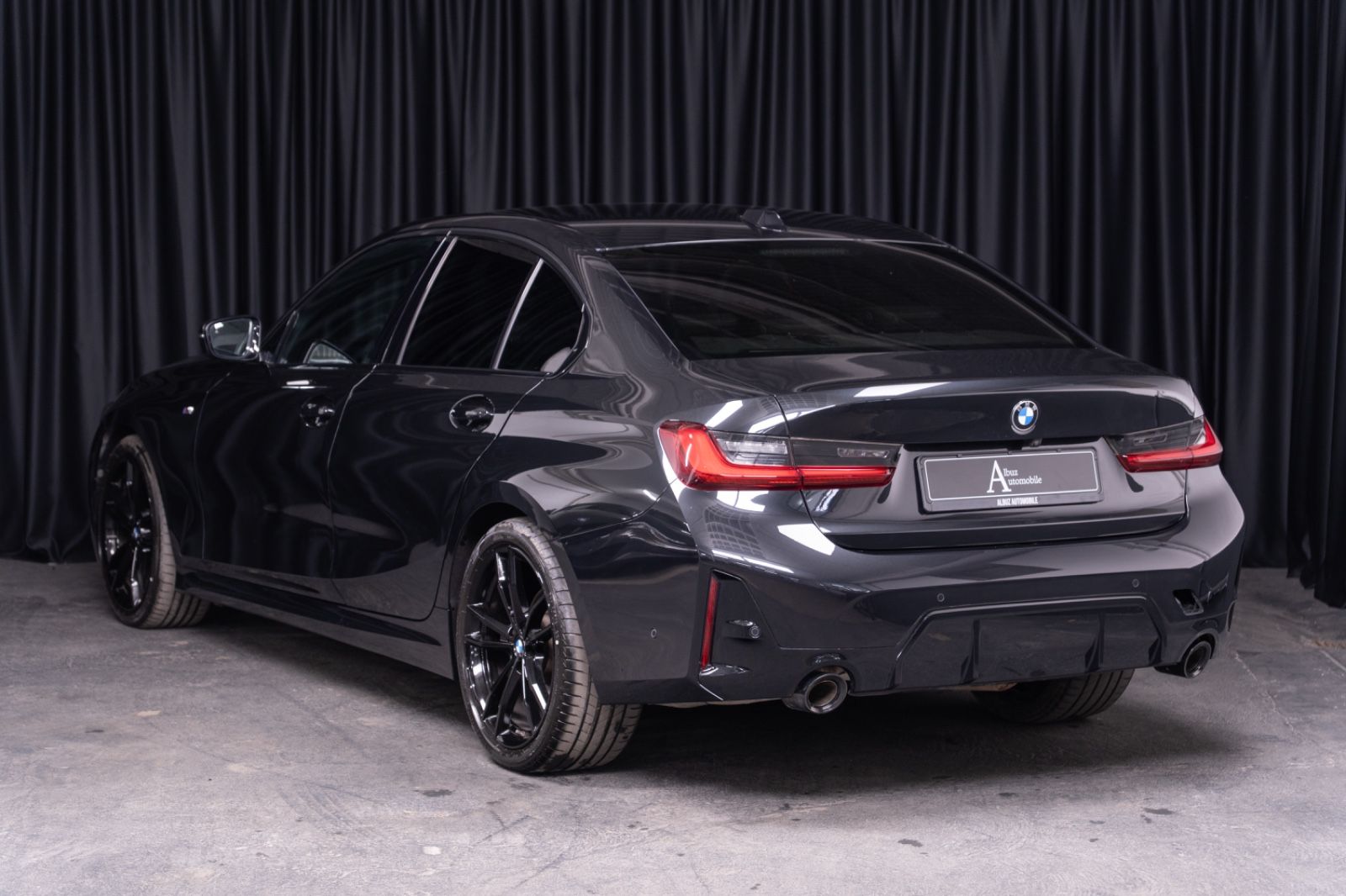 BMW 320d xDrive M-Sport - Samsaru's Car Outlet