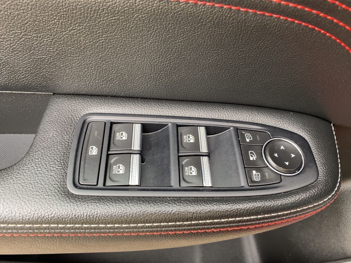 Renault Arkana 1.3 TCe 160 R.S. Line - Samsaru's Car Outlet