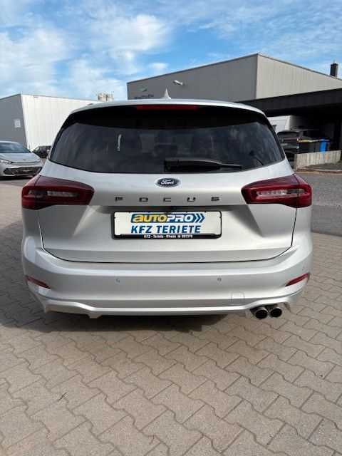 Ford Focus Turnier ST-Line ACC LED NAVI Kamera