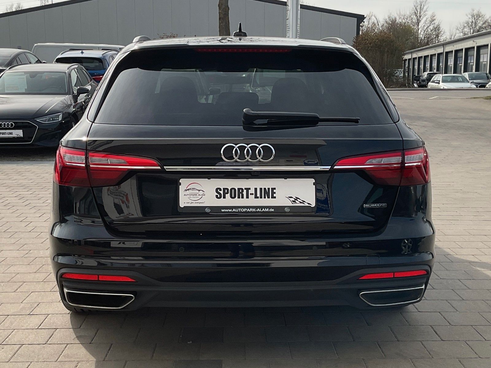 Audi A4 Av.40 TDI quattro S-Tr. - Samsaru's Car Outlet