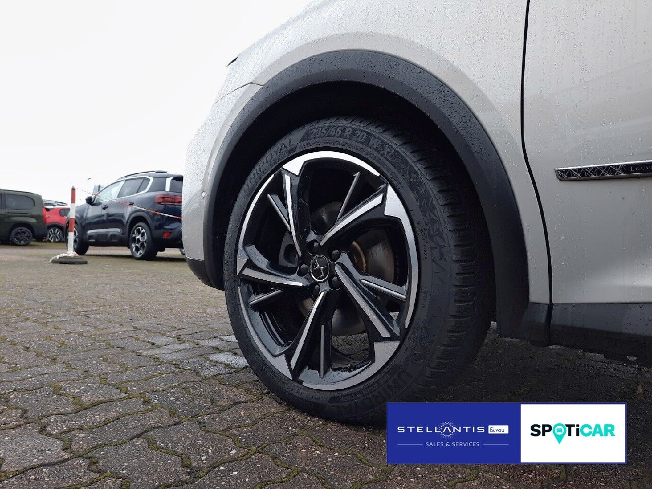 DS Automobiles DS 7 Crossback E-Tense Hybrid Louvre S&S (EU6d)
