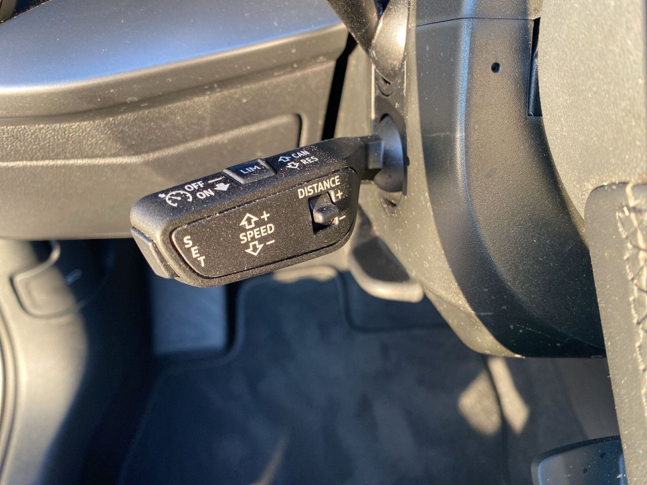 Audi A3 Sportback 40 TFSI e S tronic AHK LED R-Kamera