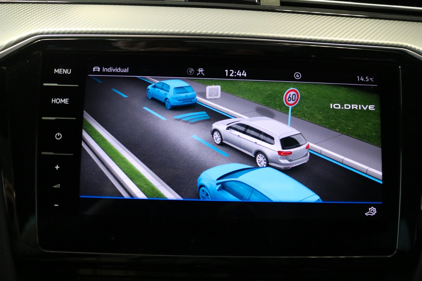 Volkswagen Passat 4M  R-Line DCC STHZ 360 Matrix Pano Leder