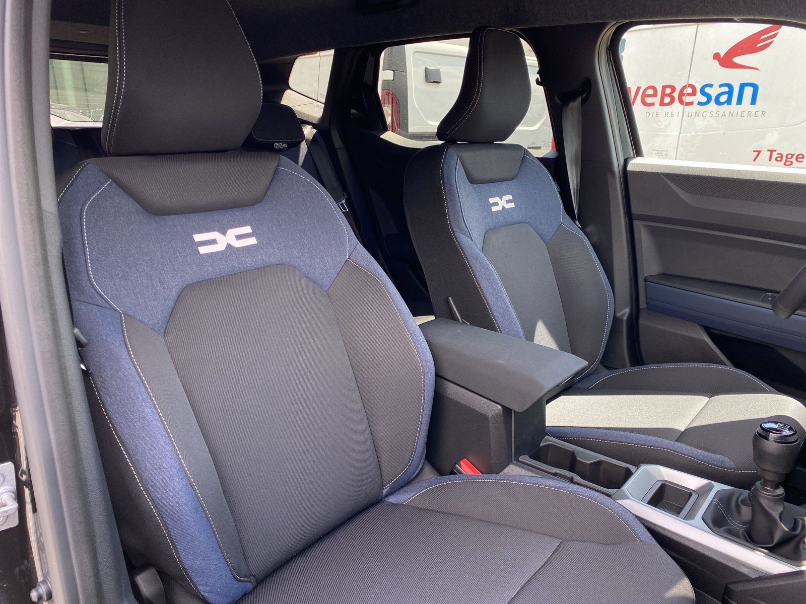 Dacia Duster Journey TCe 130 - Samsaru's Car Outlet