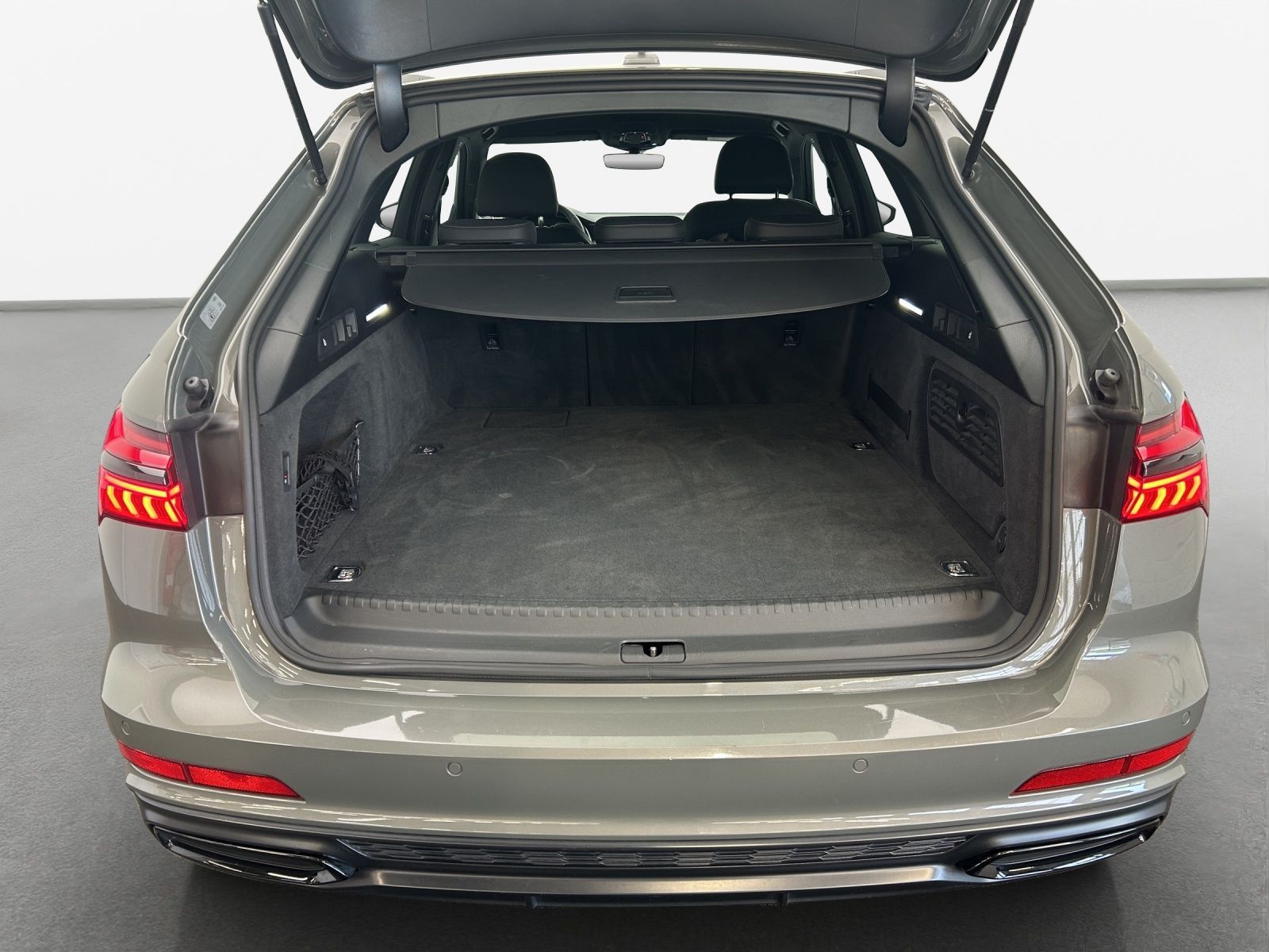 Audi A6 Avant 50 TFSIe qu S line S tro*HUD*Matrix*Vir